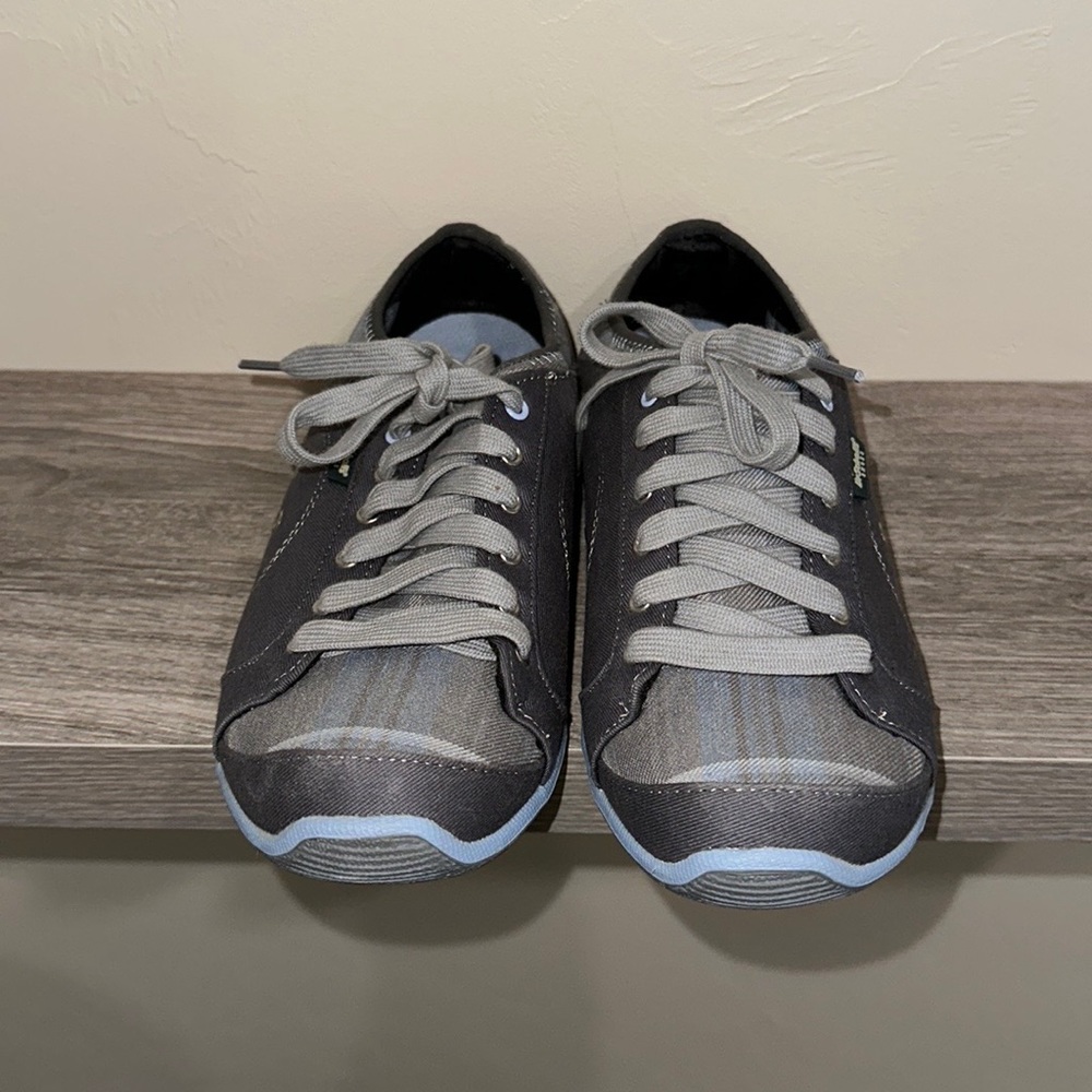 Dr. Scholl’s shoes